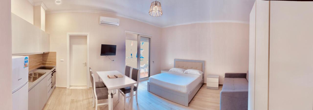 Flors Apartments Durrës Buitenkant foto