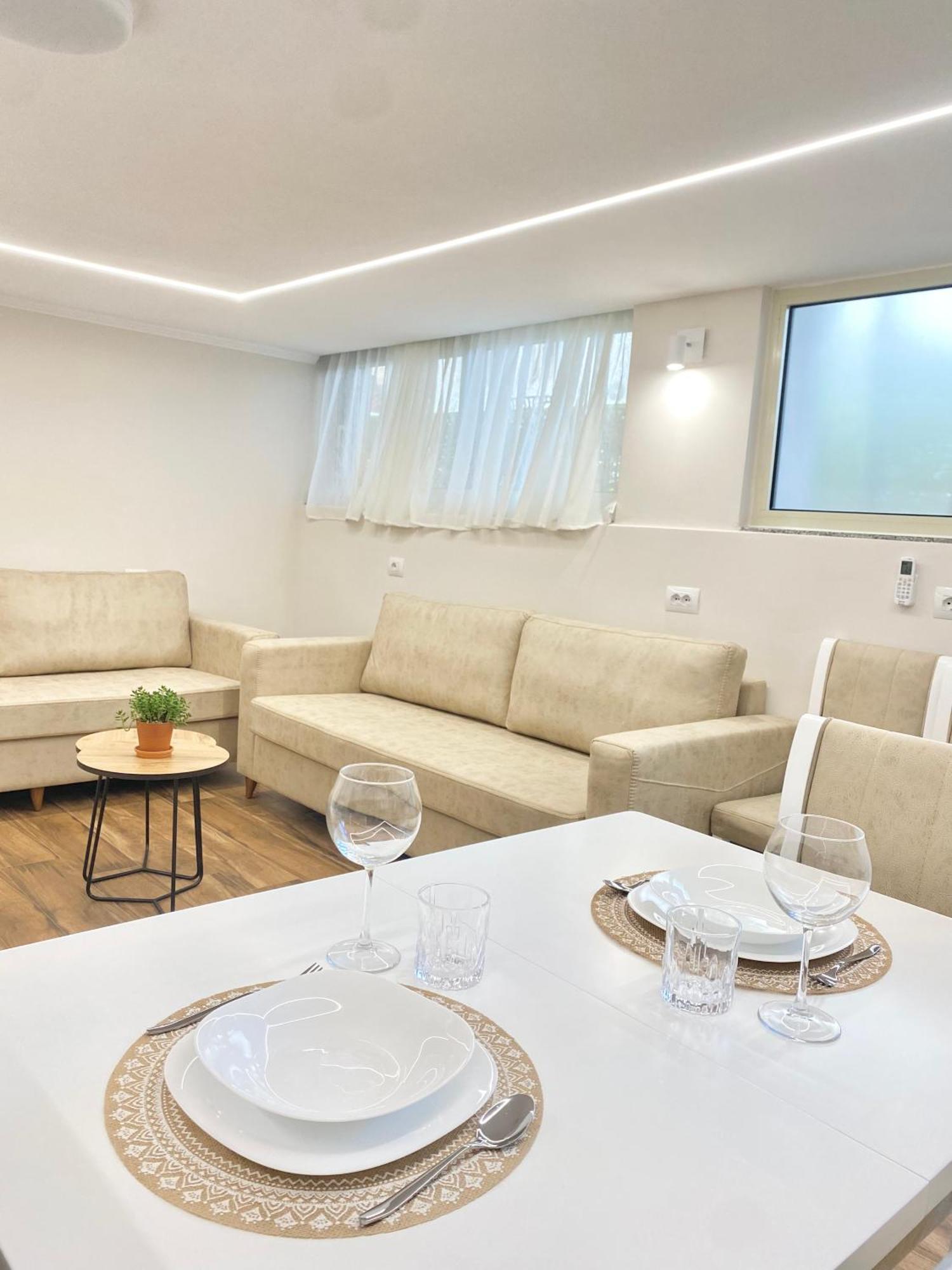 Flors Apartments Durrës Buitenkant foto